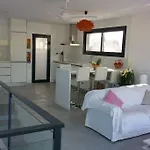 Villa Moderna Mediterránea