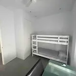 Moderna Mediterránea Villa *
