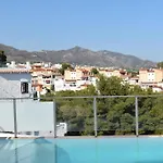Moderna Mediterránea Villa *
