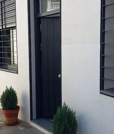 Вілла Moderna Mediterranea Нерха