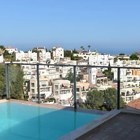 Moderna Mediterránea Villa Nerja